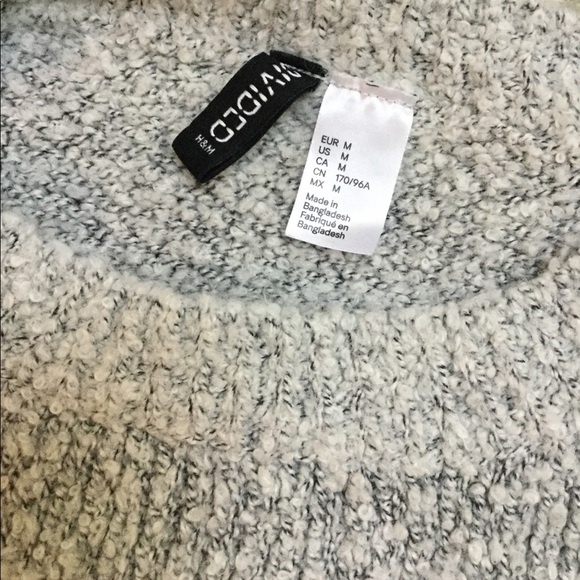 Divided gray fuzzy sweater - Picture 3 of 6